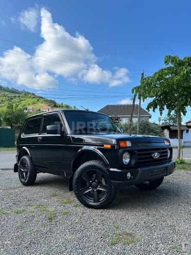 LADA (VAZ) Niva 2021, 60,000 km - 1.7 l - Astara