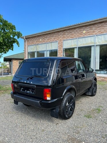 LADA (VAZ) Niva 2021, 60,000 km - 1.7 l - Astara