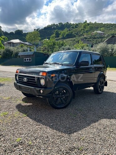 LADA (VAZ) Niva 2021, 60,000 km - 1.7 l - Astara