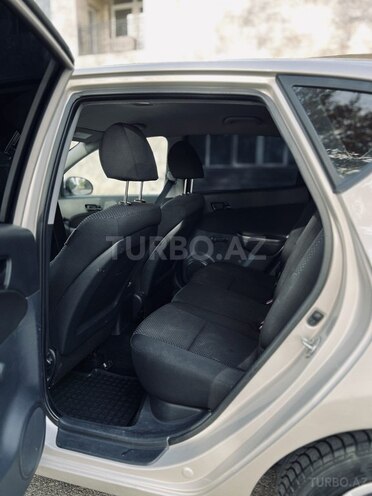 Hyundai i30 2009, 176,800 km - 1.4 l - İsmayıllı