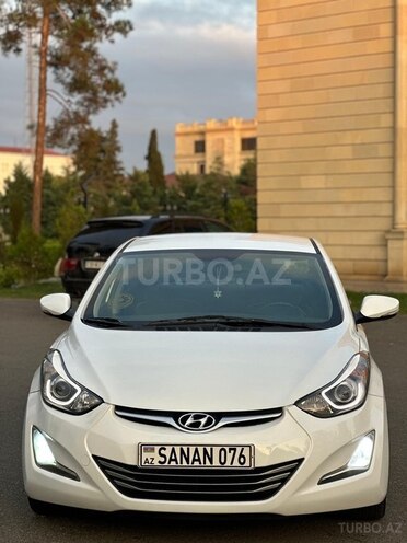 Hyundai Elantra 2015, 204,387 km - 1.8 л - Bakı