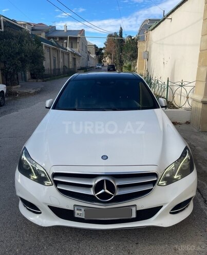 Mercedes E 250 4MATIC 2014, 360,000 km - 2.1 л - Bakı
