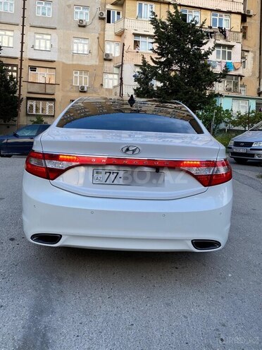 Hyundai Grandeur 2013, 188,000 km - 2.4 л - Bakı
