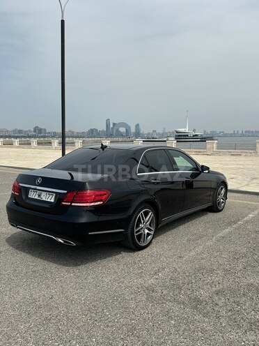 Mercedes E 250 4MATIC 2014, 263,000 km - 2.1 л - Bakı