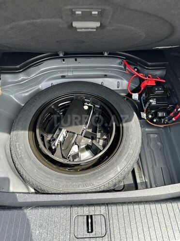 Mercedes E 250 4MATIC 2014, 263,000 km - 2.1 л - Bakı