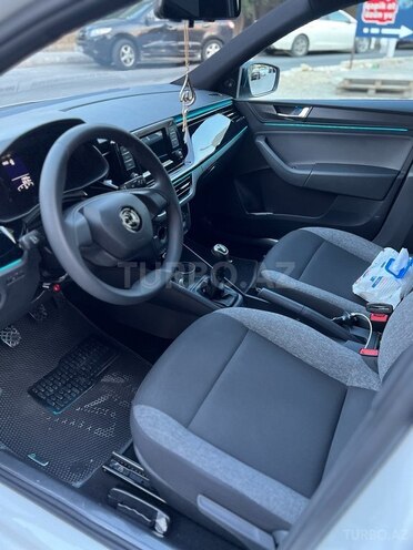 Skoda Rapid 2020, 143,000 km - 1.6 l - Bakı