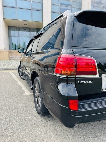 Lexus LX 570-6