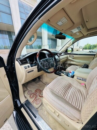 Lexus LX 570-8