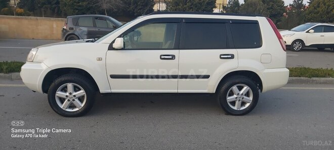 Nissan X-Trail 2011, 165,000 km - 2.5 л - Bakı