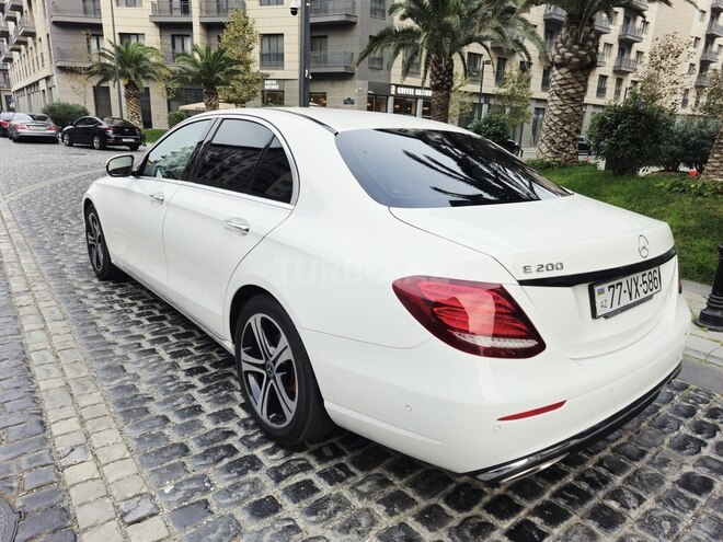 Mercedes E 200-9