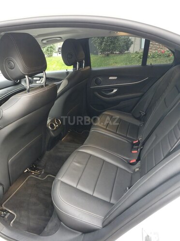 Mercedes E 200-5
