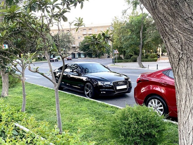 Audi A5 2016, 95,000 km - 2.0 l - Bakı