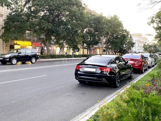 Audi A5 2016, 95,000 km - 2.0 l - Bakı