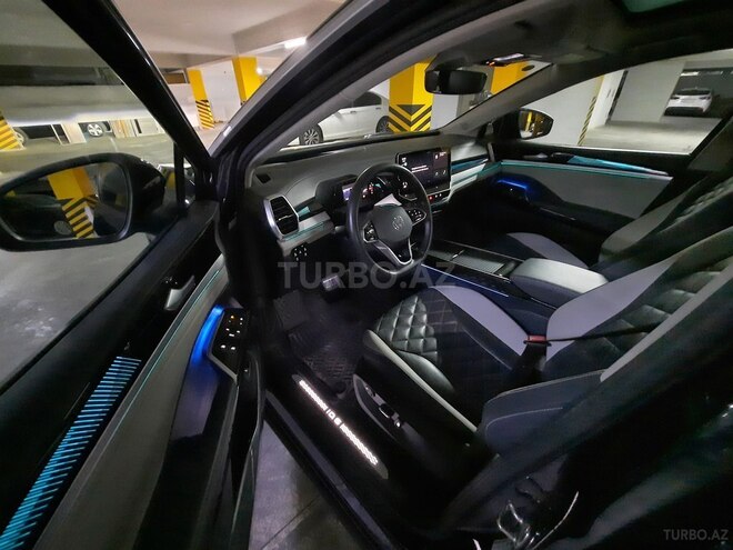 Volkswagen ID.6 Crozz 2022, 45,000 km - 0.0 l - Bakı