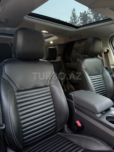 Land Rover Discovery 2017, 106,000 km - 2.0 l - Bakı
