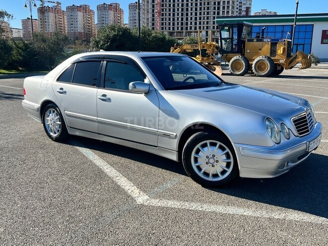 Mercedes E 240 1999, 511,000 km - 2.6 л - Sumqayıt