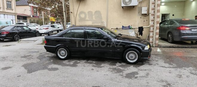 BMW 318 1997, 368,000 km - 1.8 l - Bakı