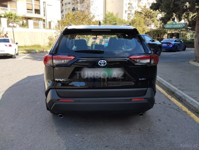 Toyota RAV4-5