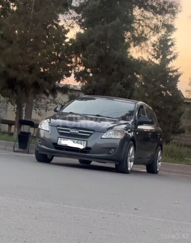 Kia Ceed 2009, 340,000 km - 1.4 л - Şirvan