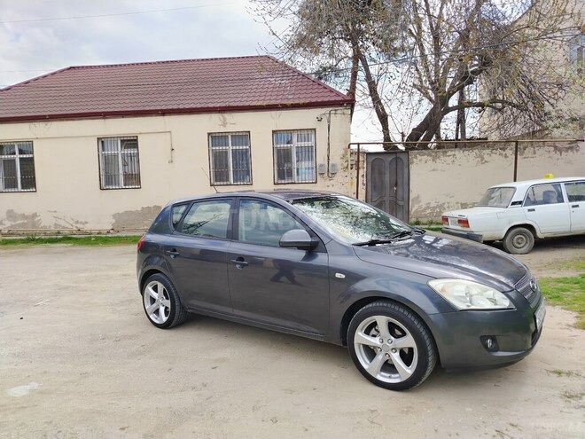 Kia Ceed 2009, 340,000 km - 1.4 л - Şirvan