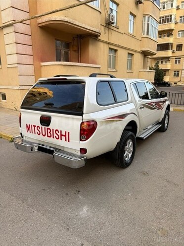 Mitsubishi L200 2014, 195,000 km - 2.5 l - Xırdalan
