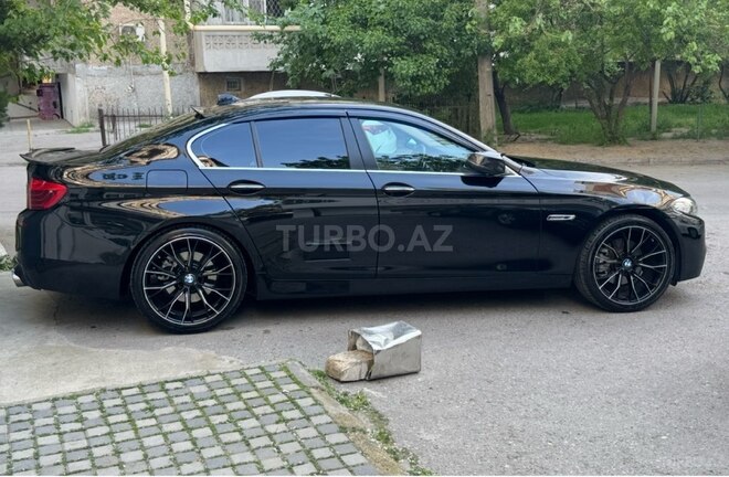 BMW 528 2016, 268,000 km - 2.0 l - Bakı