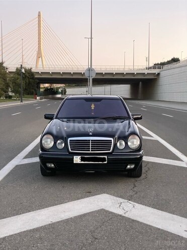 Mercedes E 220 1998, 430,000 km - 2.2 l - Bakı