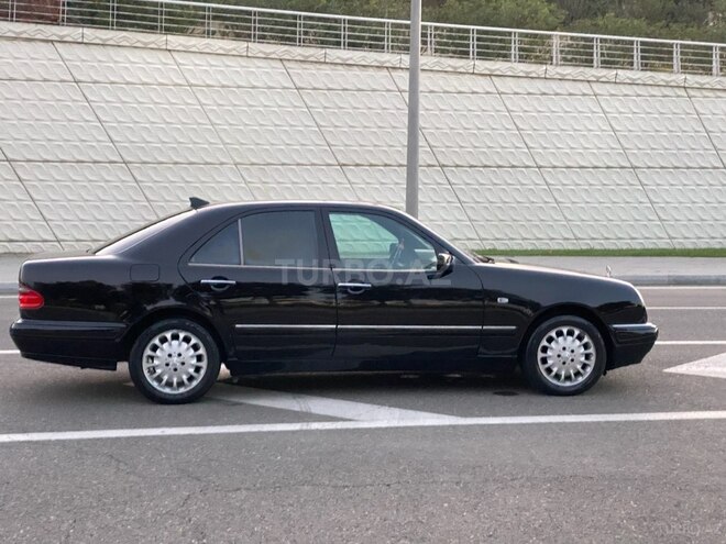 Mercedes E 220 1998, 430,000 km - 2.2 l - Bakı