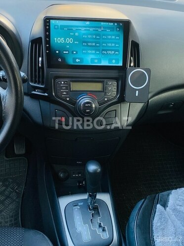 Hyundai i30 2010, 213,000 km - 1.6 л - Gəncə