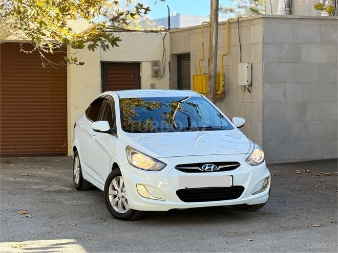 Hyundai Accent 2013, 230,000 km - 1.6 l - Bakı