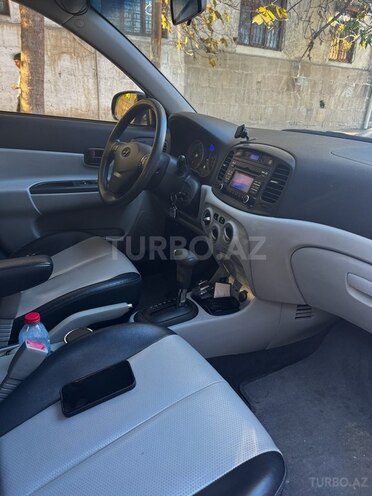 Hyundai Accent 2009, 206,000 km - 1.4 l - Bakı