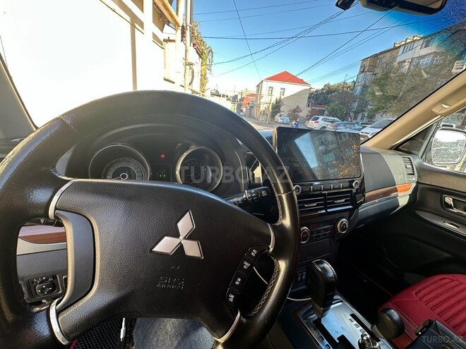 Mitsubishi Pajero 2007, 249,000 km - 3.0 л - Bakı