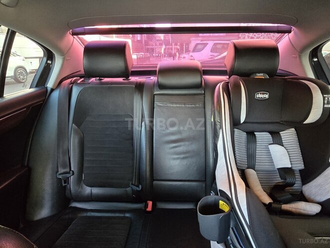 Volkswagen Passat 2013, 243,000 km - 1.8 л - Bakı