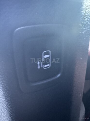 Kia Carnival 2024, 7,800 km - 1.6 л - Bakı