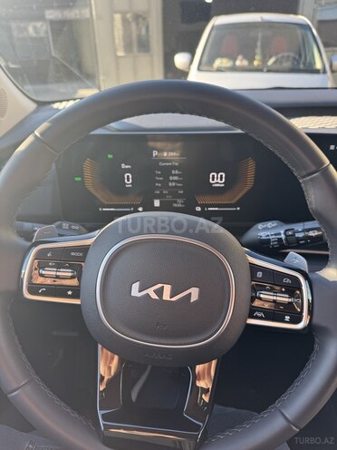 Kia Carnival 2024, 7,800 km - 1.6 л - Bakı