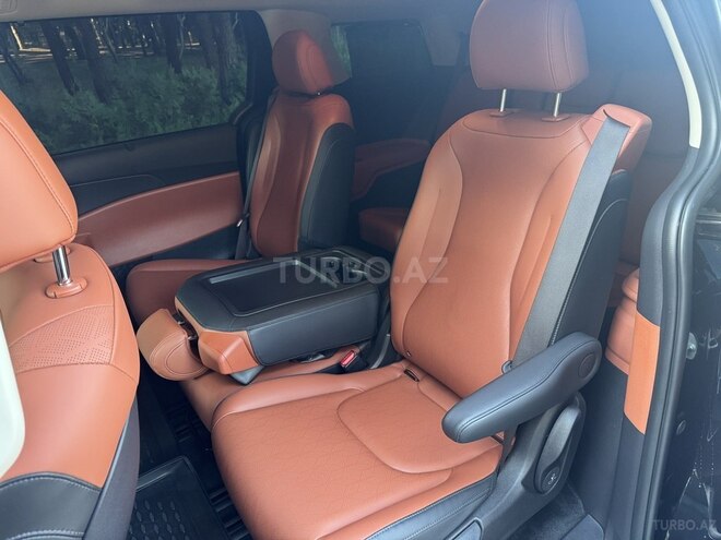 Kia Carnival 2024, 7,800 km - 1.6 л - Bakı