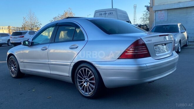 Mercedes C 200 2001, 499,990 km - 2.0 l - Gəncə