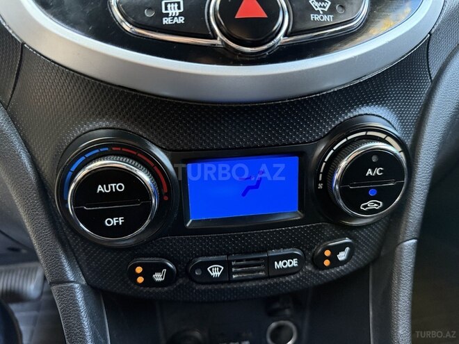 Hyundai Accent 2013, 230,000 km - 1.6 l - Bakı