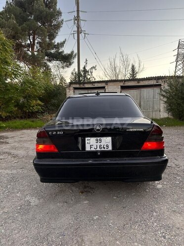 Mercedes C 230 1999, 290,000 km - 2.3 l - Bakı