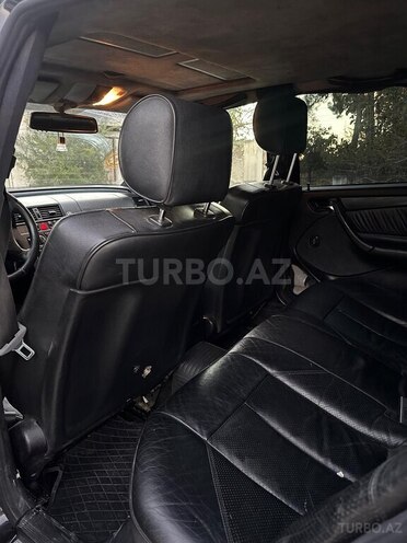 Mercedes C 230 1999, 290,000 km - 2.3 l - Bakı