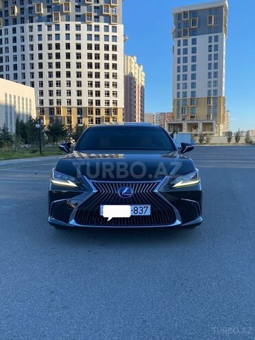 Lexus ES 300h 2020, 105,000 km - 2.5 l - Bakı
