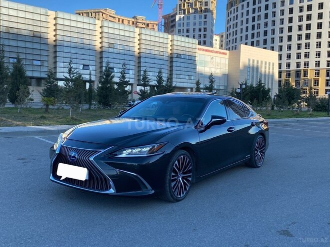 Lexus ES 300h 2020, 105,000 km - 2.5 l - Bakı