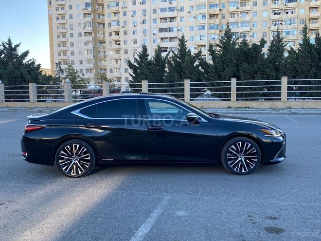 Lexus ES 300h 2020, 105,000 km - 2.5 l - Bakı