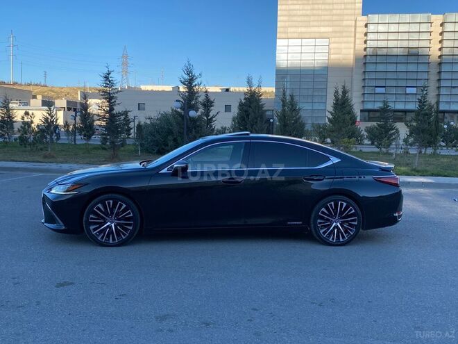 Lexus ES 300h 2020, 105,000 km - 2.5 l - Bakı