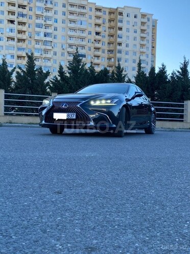 Lexus ES 300h 2020, 105,000 km - 2.5 l - Bakı