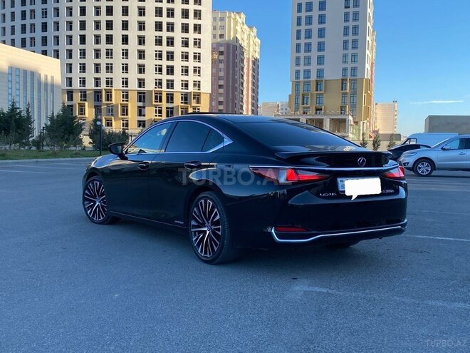 Lexus ES 300h 2020, 105,000 km - 2.5 l - Bakı
