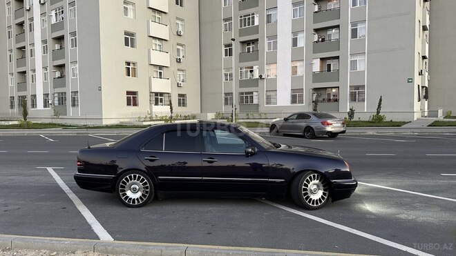 Mercedes E 200 1999, 430,000 km - 2.0 л - Bakı