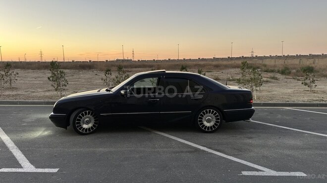 Mercedes E 200 1999, 430,000 km - 2.0 л - Bakı