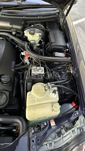 Mercedes E 200 1999, 430,000 km - 2.0 л - Bakı
