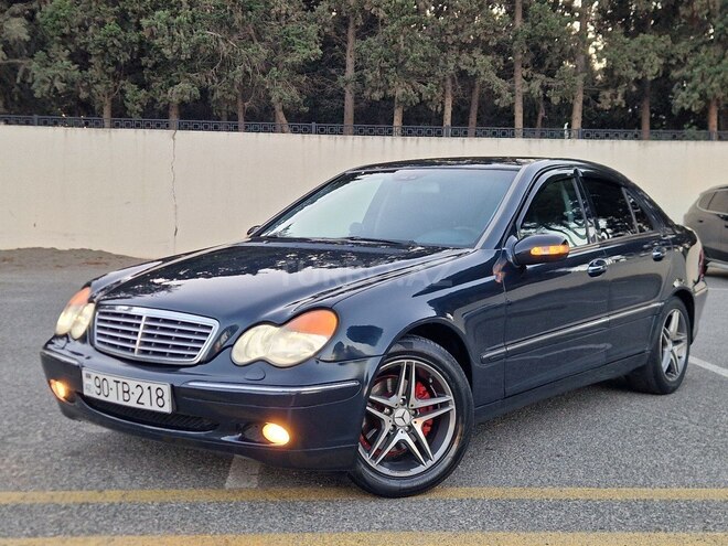 Mercedes C 200 2000, 254,378 km - 2.0 л - Sumqayıt